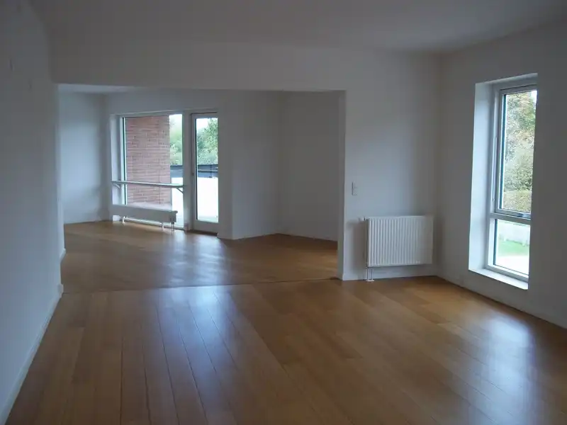 Billede af 4v. på 130, Solrød Strand