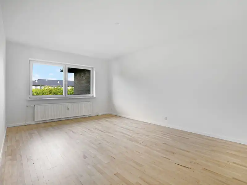 Billede af 2v. på 65, Taastrup
