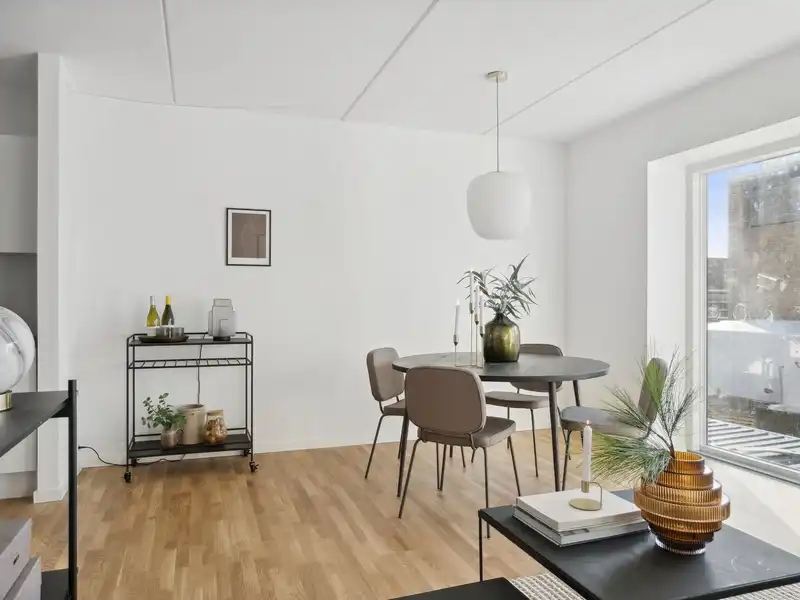 Billede af 3v. på 77, Ishøj
