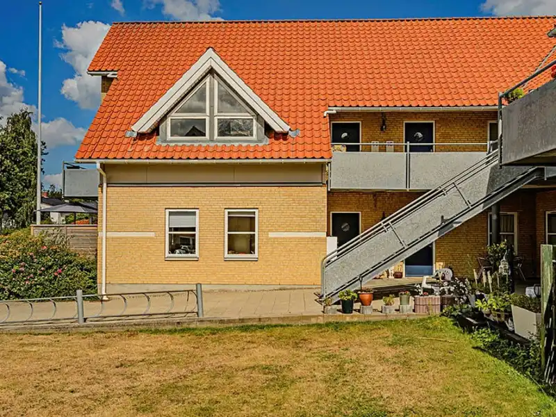 Billede af 2v. på 66, Asnæs