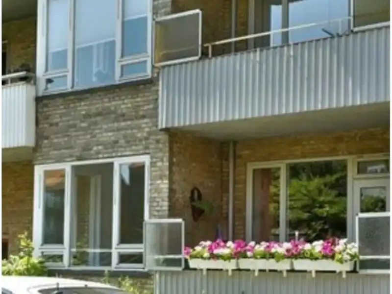 Billede af 3v. på 80, Søborg