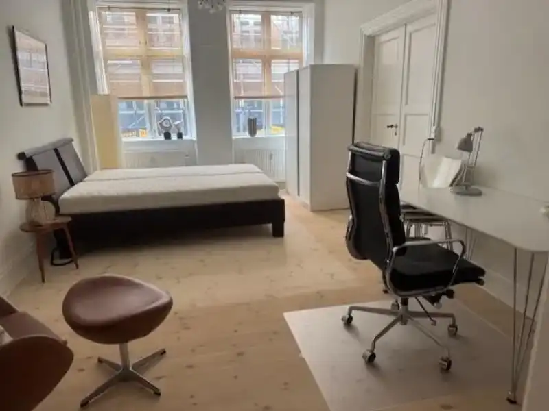 Billede af 1v. på 30, København City