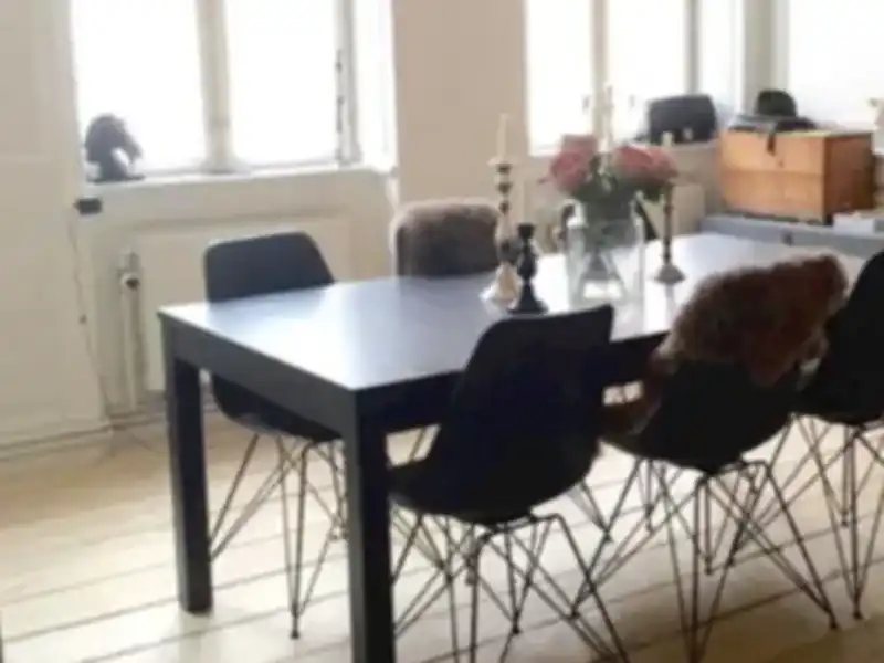 Billede af 2v. på 65, København NV