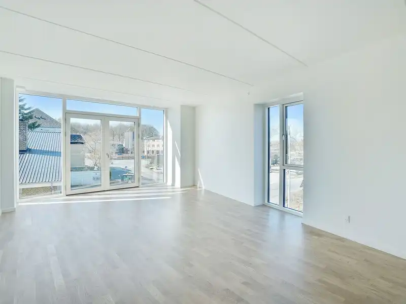 Billede af 3v. på 115, Allerød