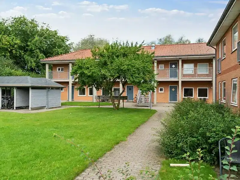 Billede af 2v. på 45, Herning