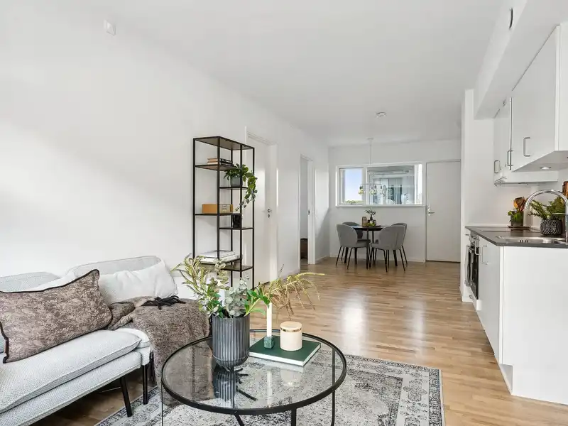 Billede af 2v. på 52, Solrød Strand