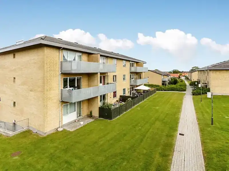 Billede af 2v. på 55, Hadsund