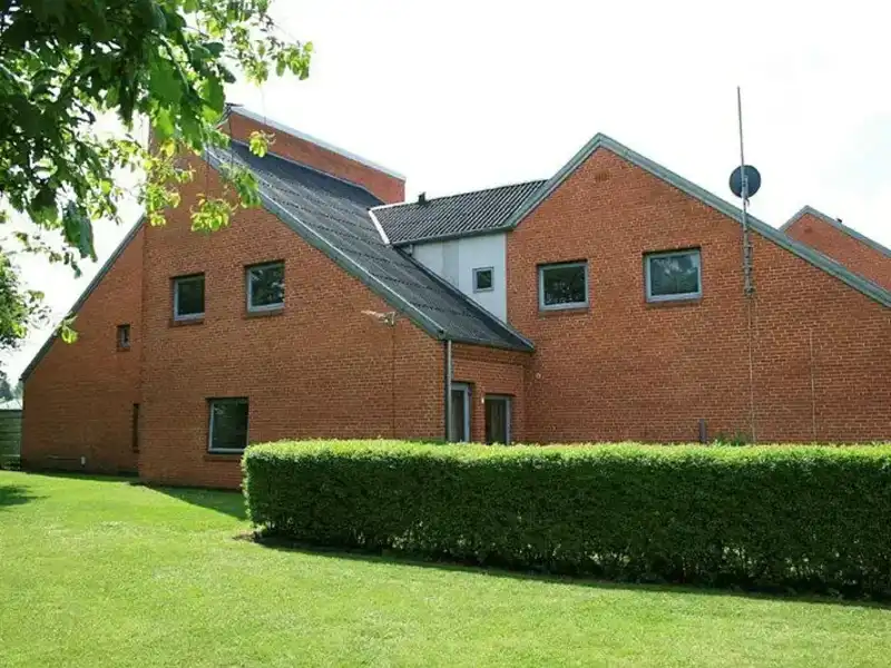 Billede af 2v. på 67, Sunds