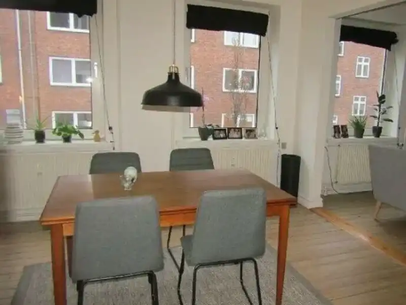 Billede af 3v. på 64, Vanløse