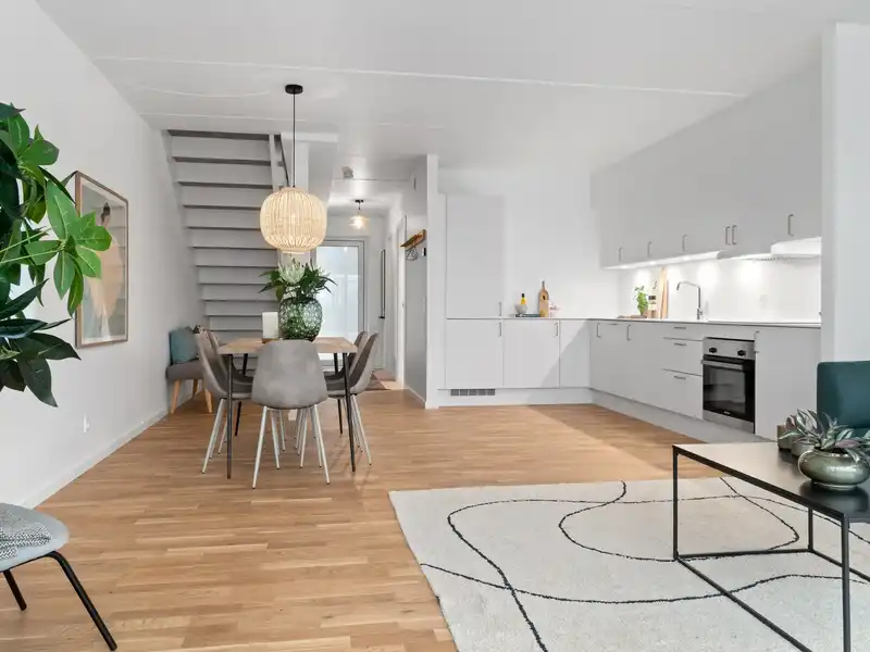 Billede af 3v. på 85, Brøndby