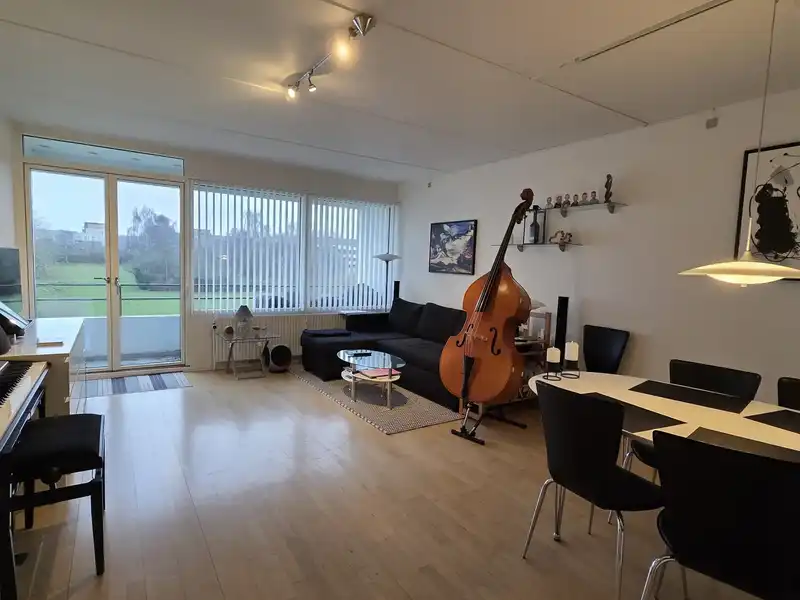 Billede af 2v. på 68, Århus