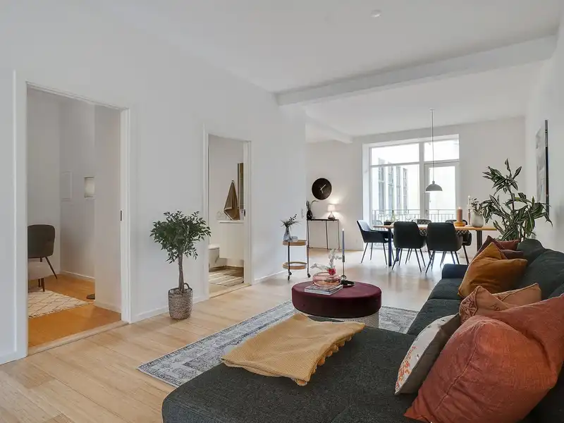 Billede af 3v. på 102, København City