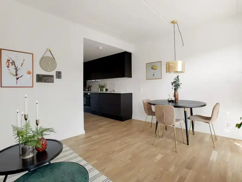 Billede af 2v. på 56, Hillerød