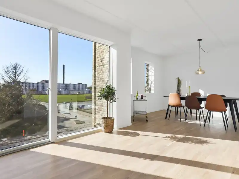 Billede af 3v. på 81, Valby