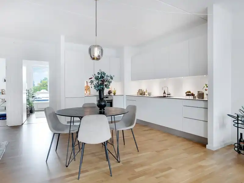 Billede af 3v. på 83, Søborg